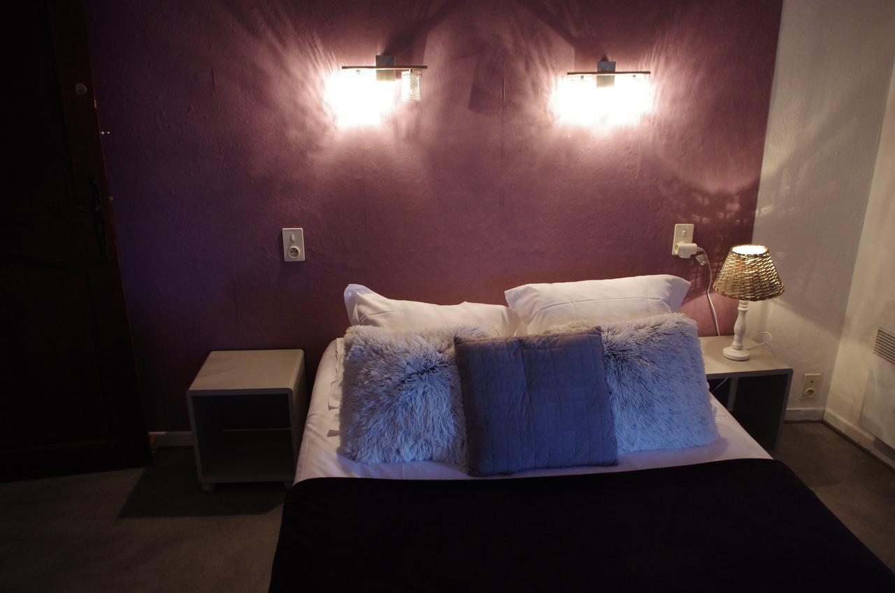 Lou Cigaloun Hotel Saint-Antonin-du-Var Ngoại thất bức ảnh