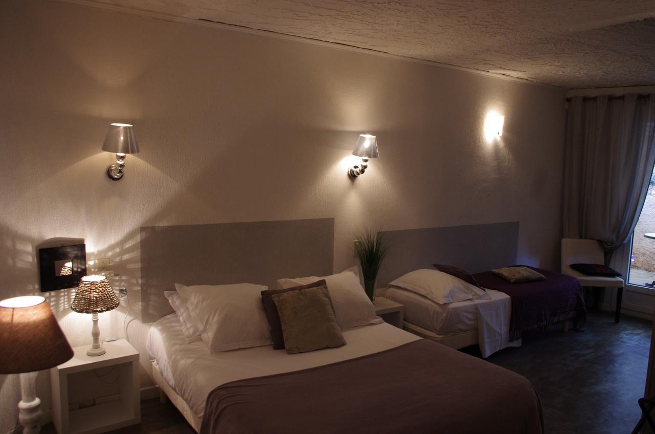 Lou Cigaloun Hotel Saint-Antonin-du-Var Ngoại thất bức ảnh